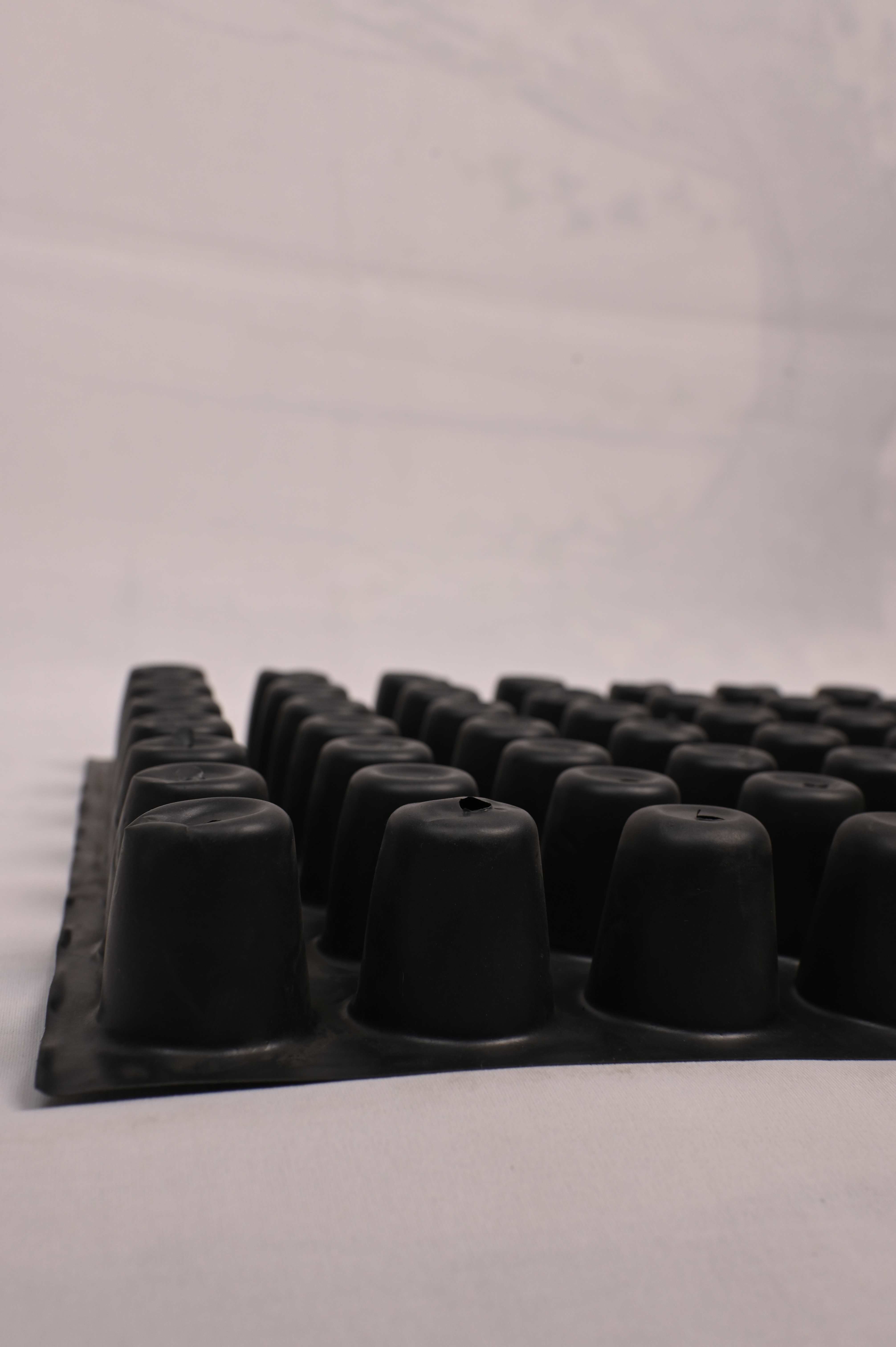 70 Cavity Round (Small)